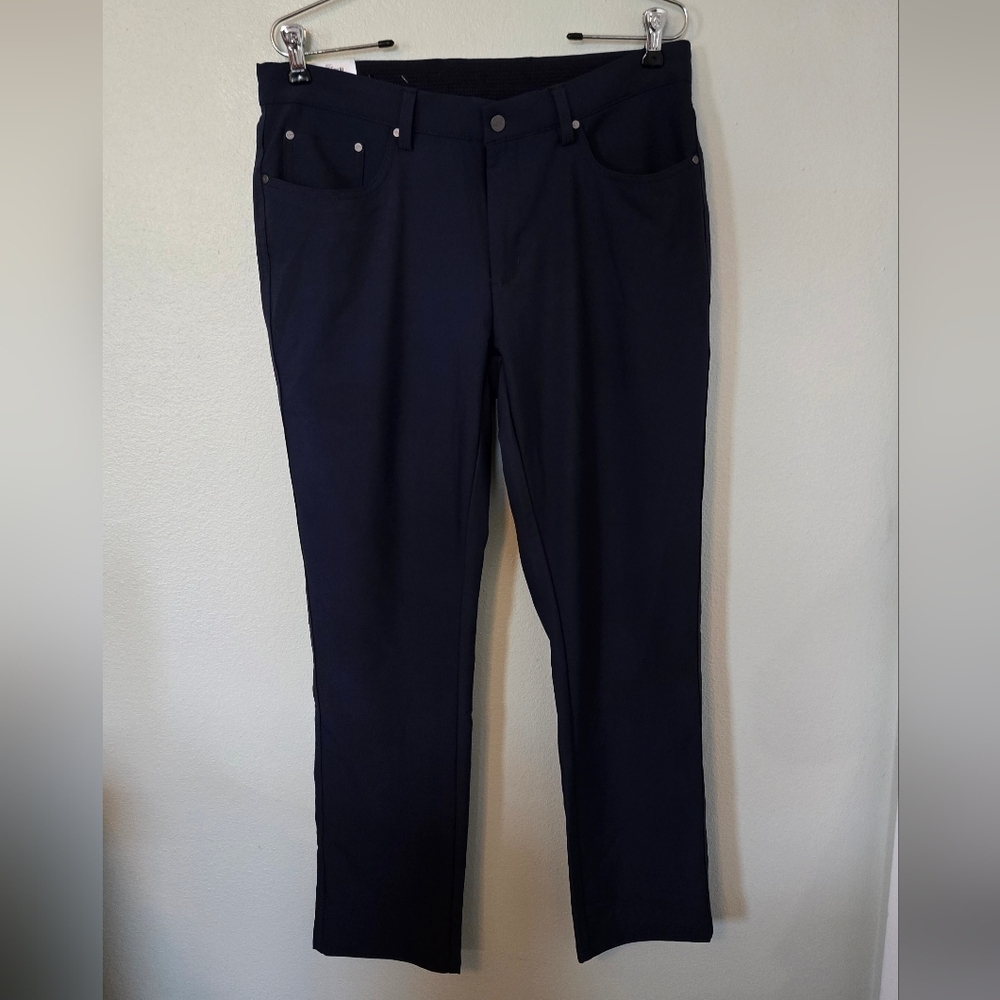 NWT Greg Norman Navy Performance Golf Pants Size 32x30